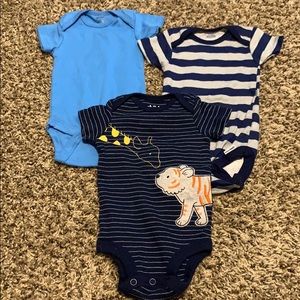 Short sleeve onesies